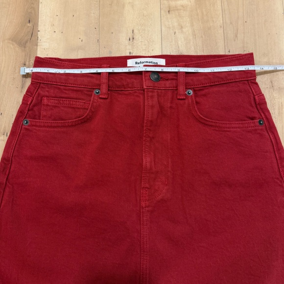 Reformation Jeans Daria Ultra High Rise Denim Maxi Skirt in lipstick Red size 26 - Picture 9 of 10